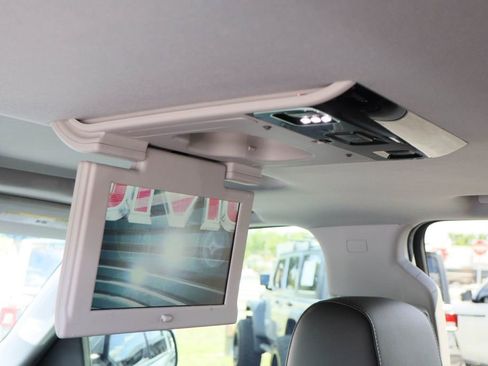 Certified 2018 GMC Yukon SLT w/ Open Road Package AWD/4WD image 25