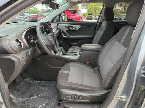 Used 2024 Chevrolet Blazer LT FWD image 18