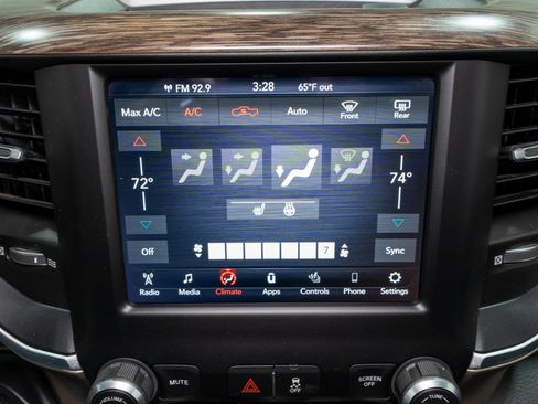 Used 2020 RAM 2500 Laramie image 17