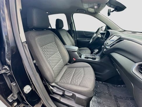Used 2021 Chevrolet Equinox LT FWD image 27