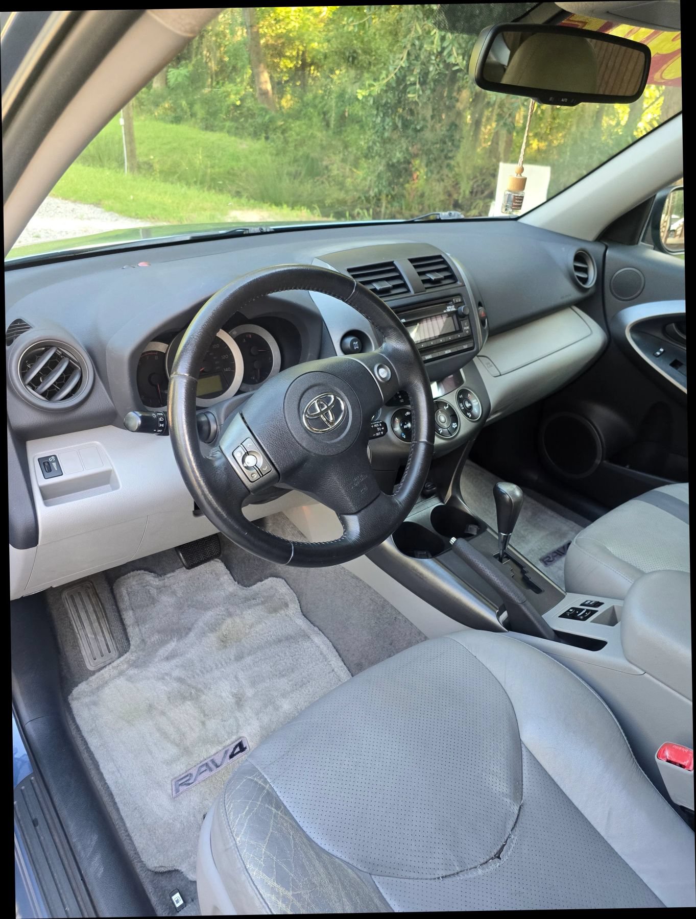 Used 2012 Toyota RAV4 Limited w/ Premium Plus Value Pkg AWD/4WD image 6