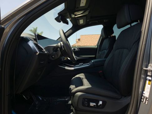 New 2026 BMW X5 M60i AWD/4WD image 9