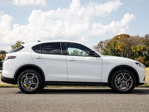 New 2025 Alfa Romeo Stelvio Sprint w/ Convenience Package AWD/4WD image 2
