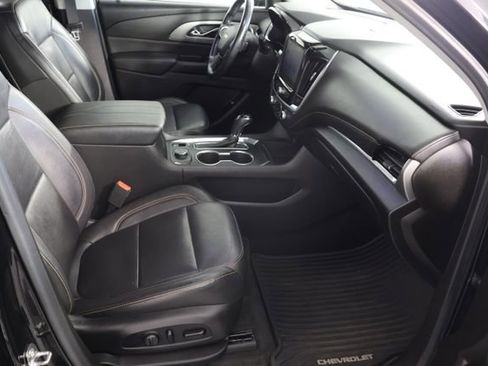 Used 2019 Chevrolet Traverse LT AWD/4WD image 25