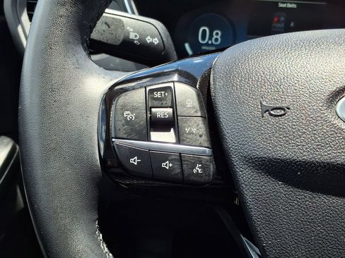 Used 2025 Ford Escape Platinum AWD/4WD image 27
