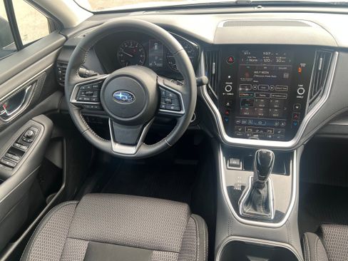 Certified 2025 Subaru Outback Premium w/ Popular Package #1A image 16