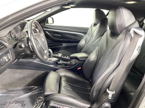 Used 2018 BMW 430i Convertible image 16