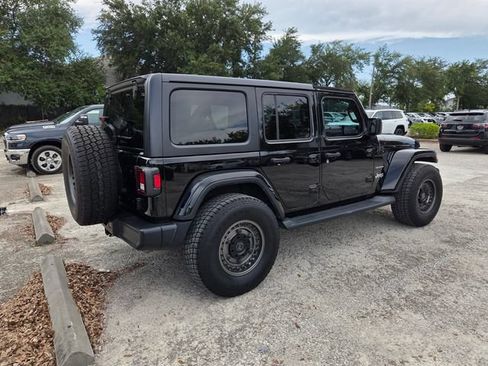 Certified 2019 Jeep Wrangler Unlimited Sahara AWD/4WD image 7