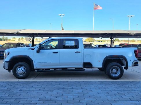 New 2026 GMC Sierra 3500 Pro w/ Convenience Package image 6