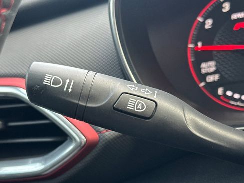 Used 2023 Chevrolet TrailBlazer RS w/ Sun and Liftgate Package image 32