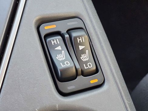 Used 2024 Subaru Crosstrek 2.0i Premium image 23