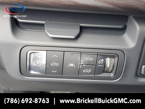 New 2025 GMC Sierra EV Denali AWD/4WD image 22