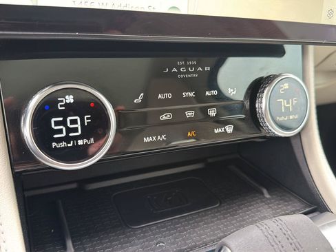 Used 2021 Jaguar F-PACE R-Dynamic S AWD/4WD image 29