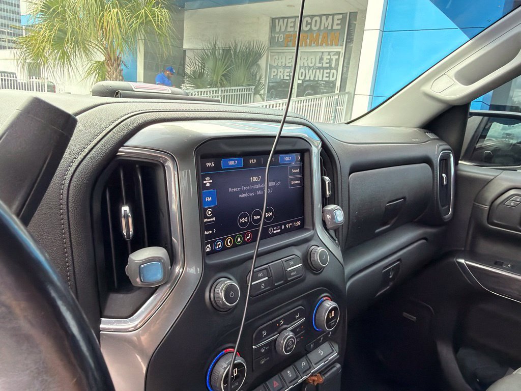 Used 2022 Chevrolet Silverado 1500 LTZ w/ LTZ Premium Package AWD/4WD image 16