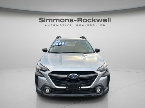 Used 2024 Subaru Outback Premium image 1