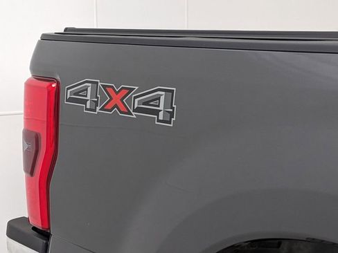 Used 2017 Ford F350 Lariat w/ Chrome Package image 41