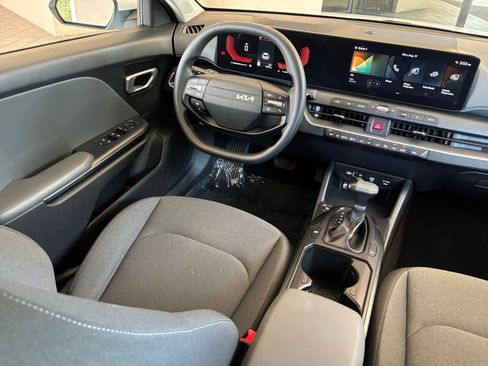 Used 2025 Kia K4 FWD image 33