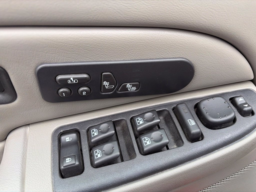 Used 2006 Chevrolet Silverado 2500 W/T AWD/4WD image 15