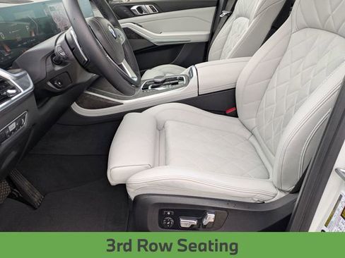 Used 2023 BMW X7 xDrive40i w/ Premium Package image 14