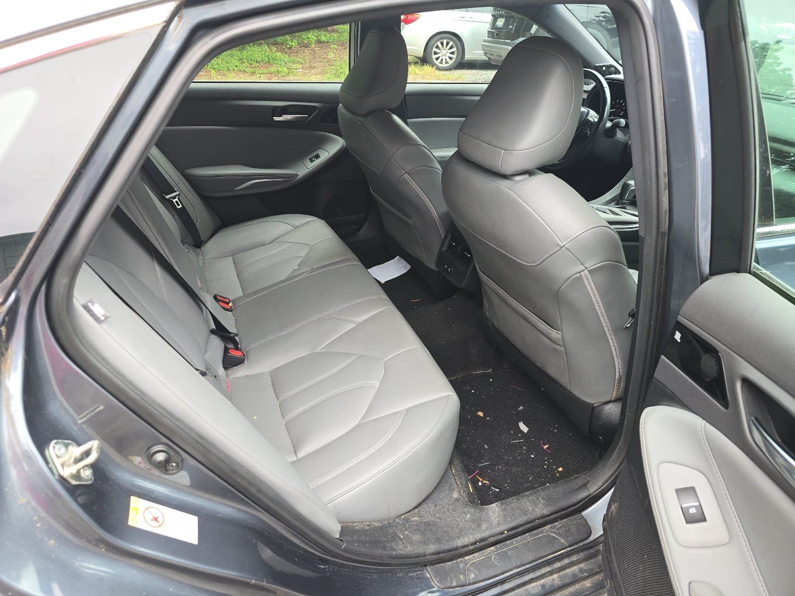 Used 2019 Toyota Avalon XLE w/ Moonroof Package FWD image 25