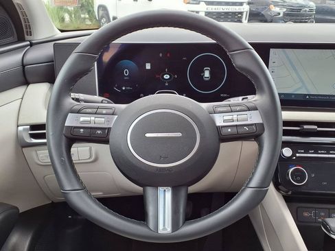 Used 2025 Hyundai Tucson SEL FWD image 35