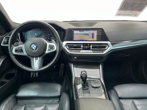 Used 2020 BMW 330i Sedan w/ M Sport Package RWD image 21
