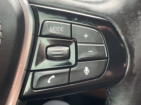 Used 2018 BMW 530i xDrive AWD/4WD image 20