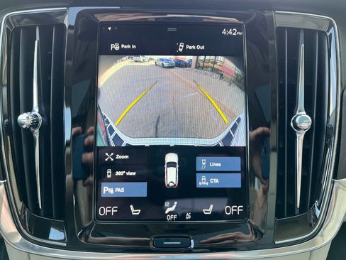Used 2020 Volvo V90 T6 Cross Country w/ Protection Package Premier image 15
