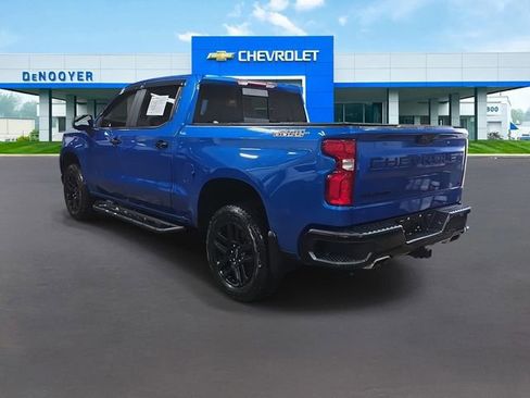 Used 2022 Chevrolet Silverado 1500 LT Trail Boss w/ Convenience Package II image 9