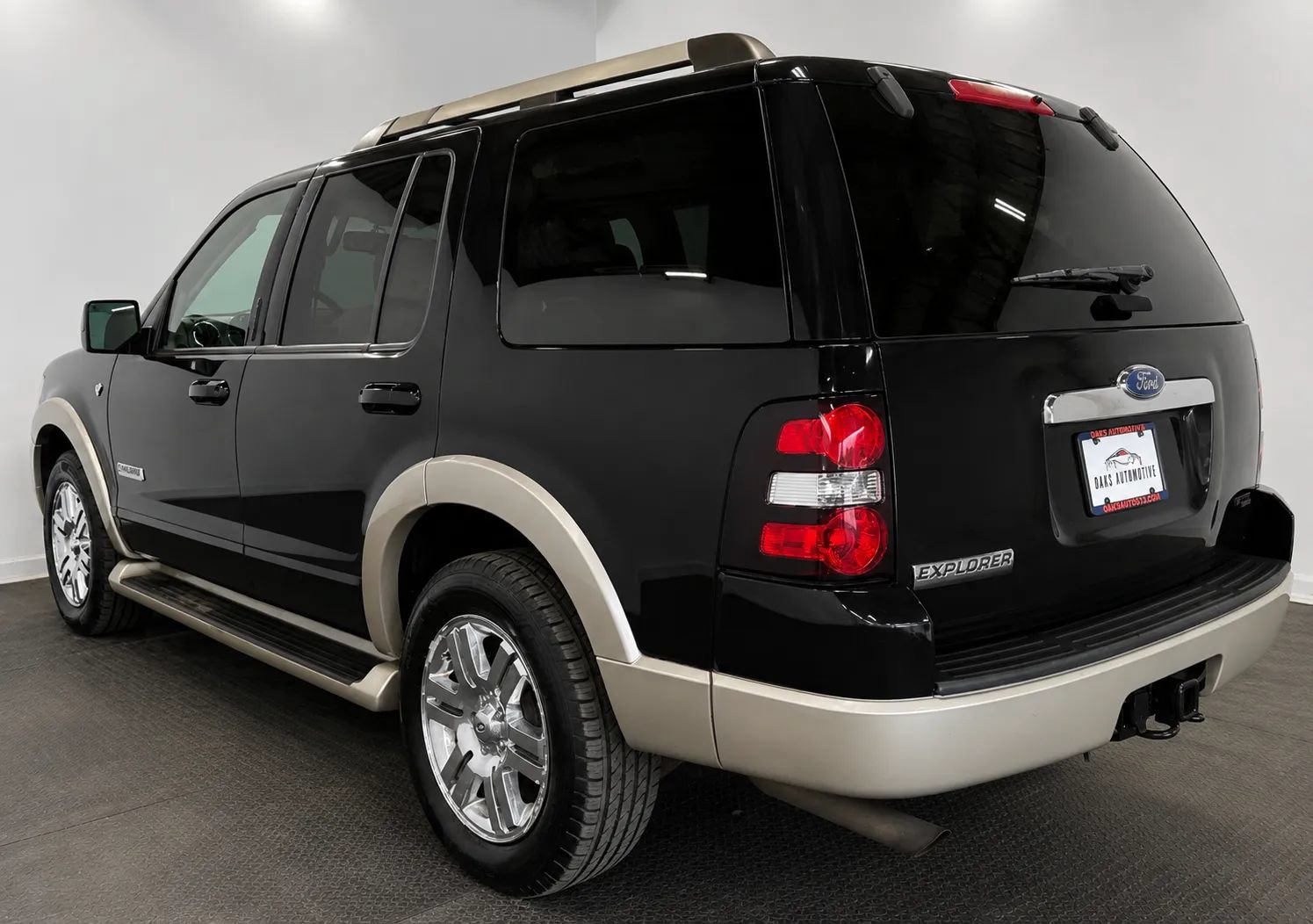 Used 2007 Ford Explorer Eddie Bauer AWD/4WD image 5