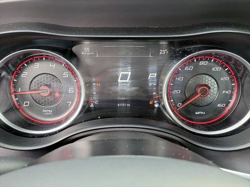 Used 2022 Dodge Charger R/T RWD image 5