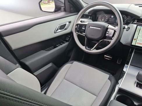 Certified 2026 Land Rover Range Rover Velar Dynamic SE AWD/4WD image 8