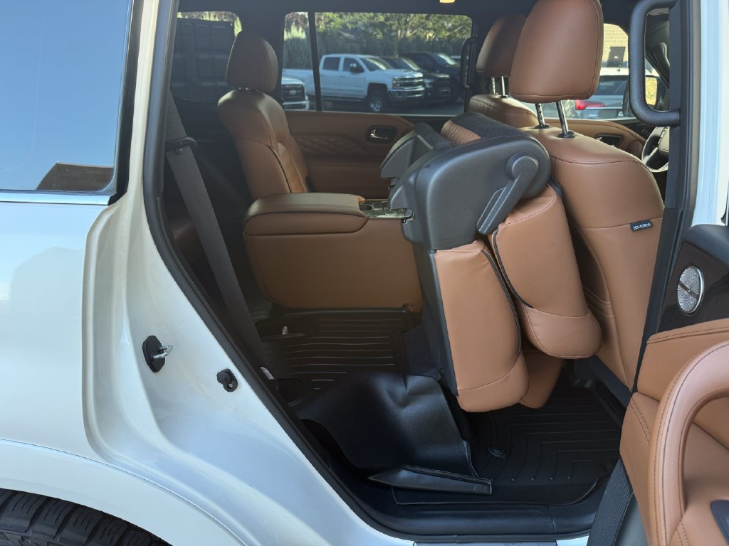 Used 2024 INFINITI QX80 Sensory w/ Cargo Package AWD/4WD image 43