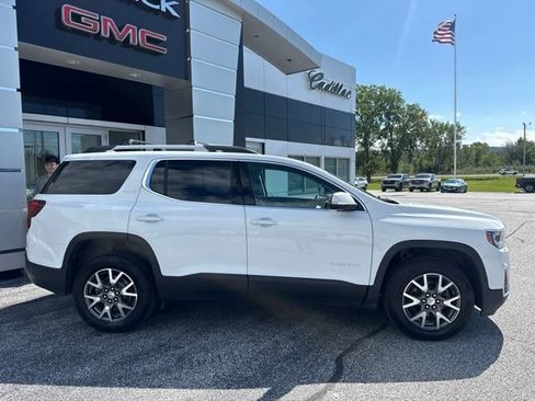 Certified 2020 GMC Acadia SLE w/ Driver Convenience Package AWD/4WD image 8