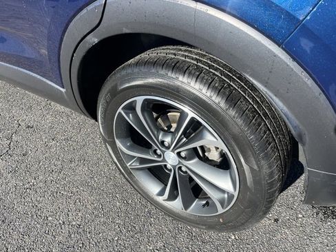 Used 2022 Buick Encore GX Essence w/ Safety Package II image 26