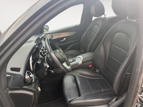 Used 2019 Mercedes-Benz GLC 350e 4MATIC image 11