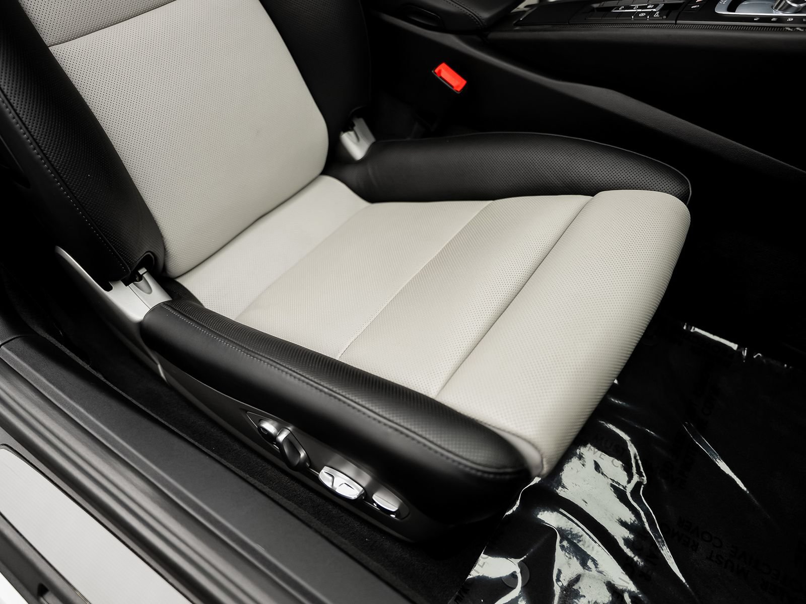 Used 2019 Porsche 911 Turbo AWD/4WD image 35