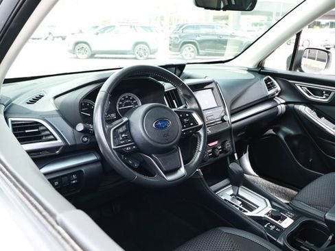 Used 2024 Subaru Forester Premium AWD/4WD image 27