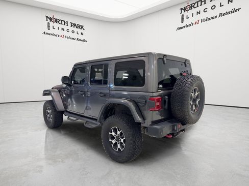 Used 2021 Jeep Wrangler Unlimited Rubicon AWD/4WD image 3