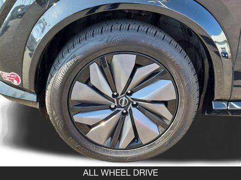 Used 2023 Nissan Ariya AWD image 11