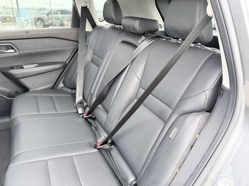 Certified 2021 Nissan Rogue SV w/ Premium Package image 18