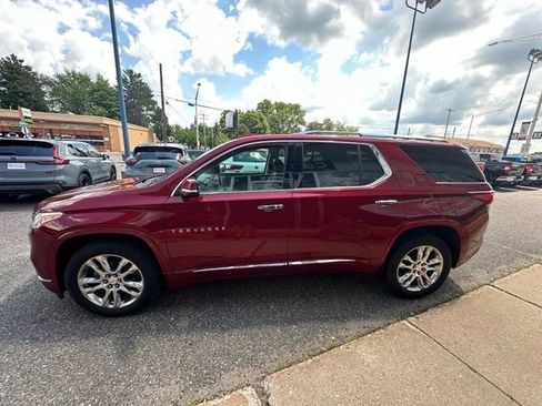 Used 2018 Chevrolet Traverse High Country AWD/4WD image 4