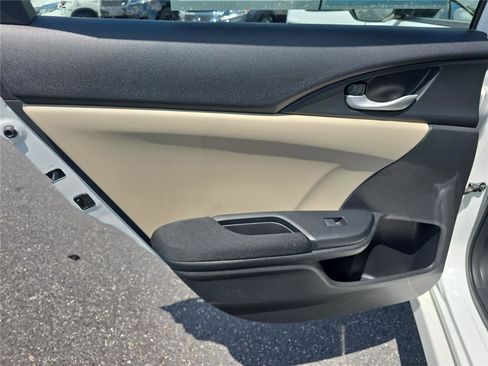 Used 2020 Honda Civic LX image 8