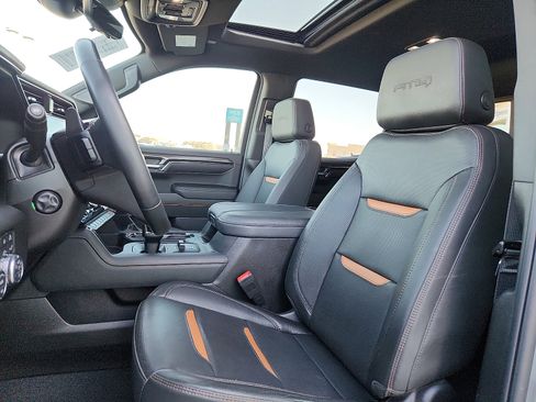 Used 2023 GMC Sierra 1500 AT4 w/ AT4 Premium Package image 13