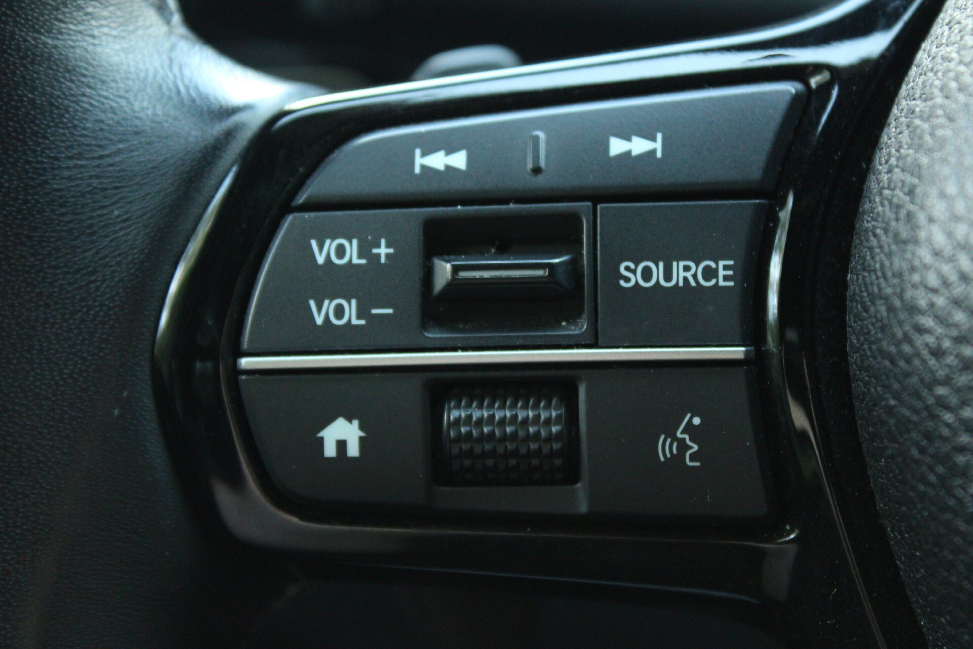 Used 2025 Honda Civic Sport image 29