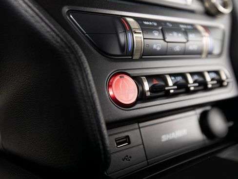 Used 2017 Ford Mustang Shelby GT350R image 22