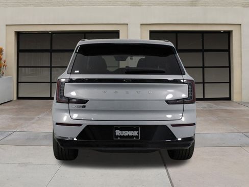 New 2025 Volvo EX90 Plus w/ Protection Package Premier image 4