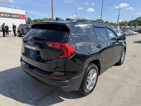 Used 2020 GMC Terrain SLE w/ Driver Convenience Package FWD image 3