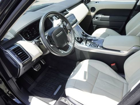 Used 2019 Land Rover Range Rover Sport Supercharged AWD/4WD image 18