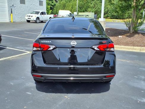 New 2025 Nissan Versa SR w/ Trunk Package image 4